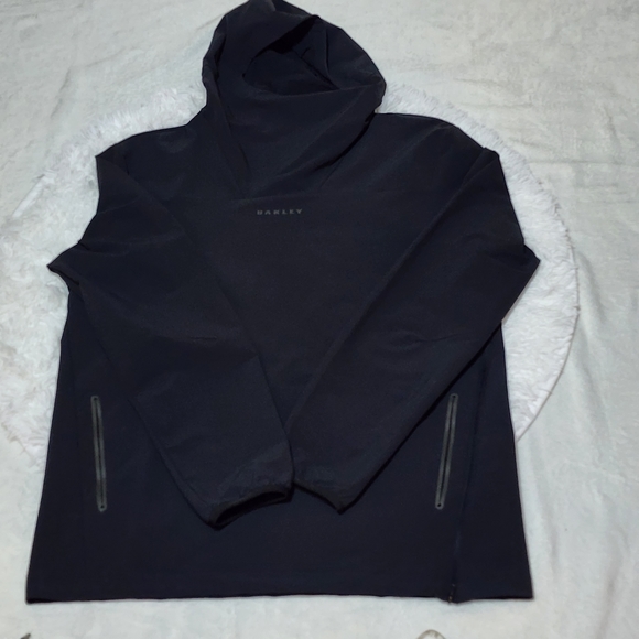 Oakley Utility Hooded Long Sleeve Tee/Large/ Black/New No Tag - Picture 12 of 15